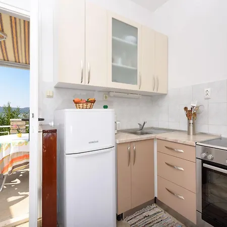 Apartments Mihaela Trogir Exterior photo