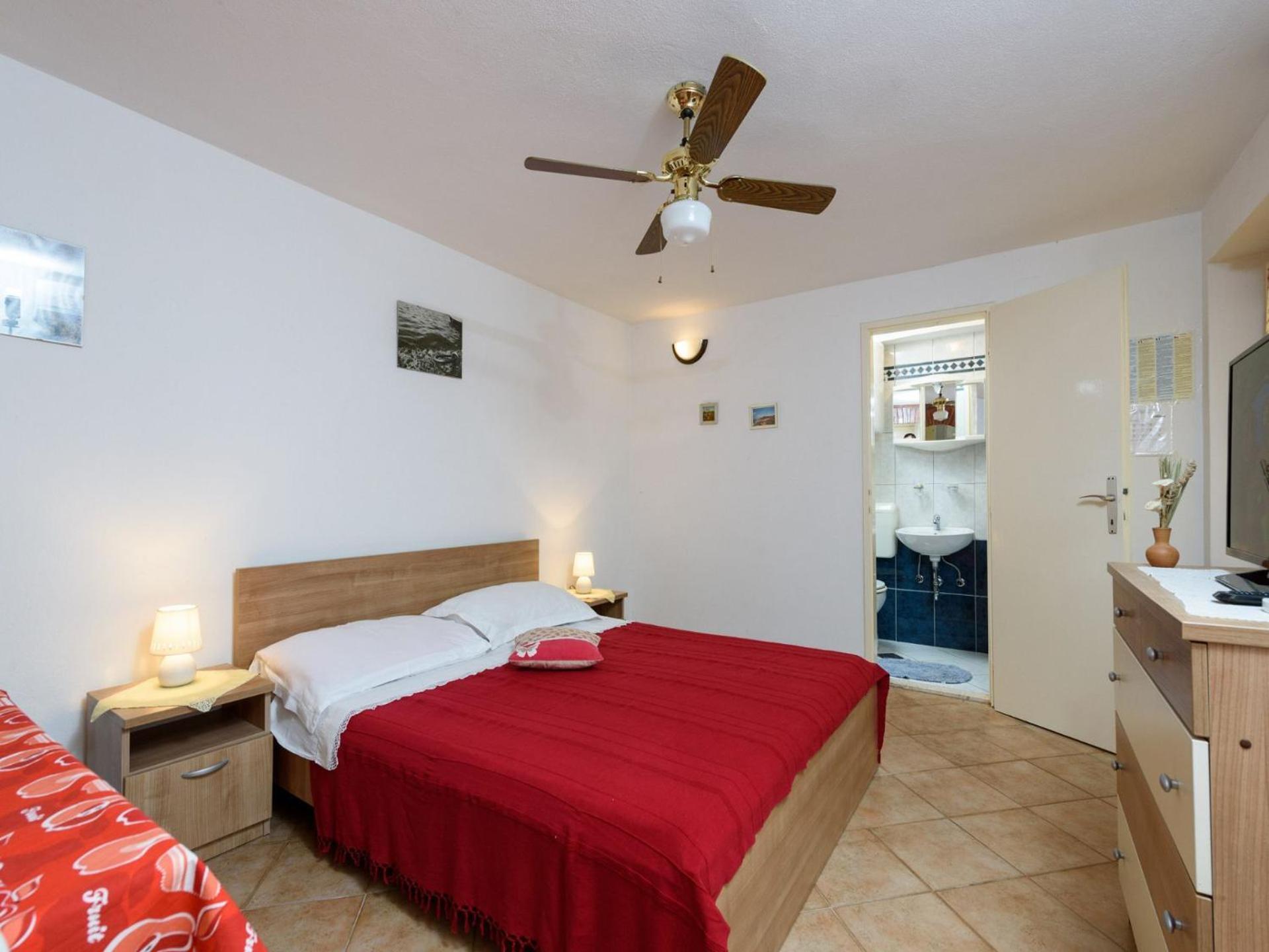 Apartment Mihaela *