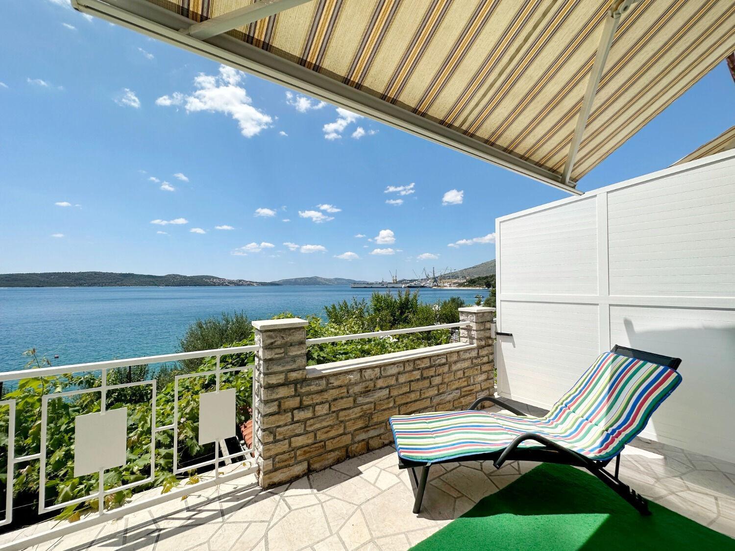 Mihaela Apartment
